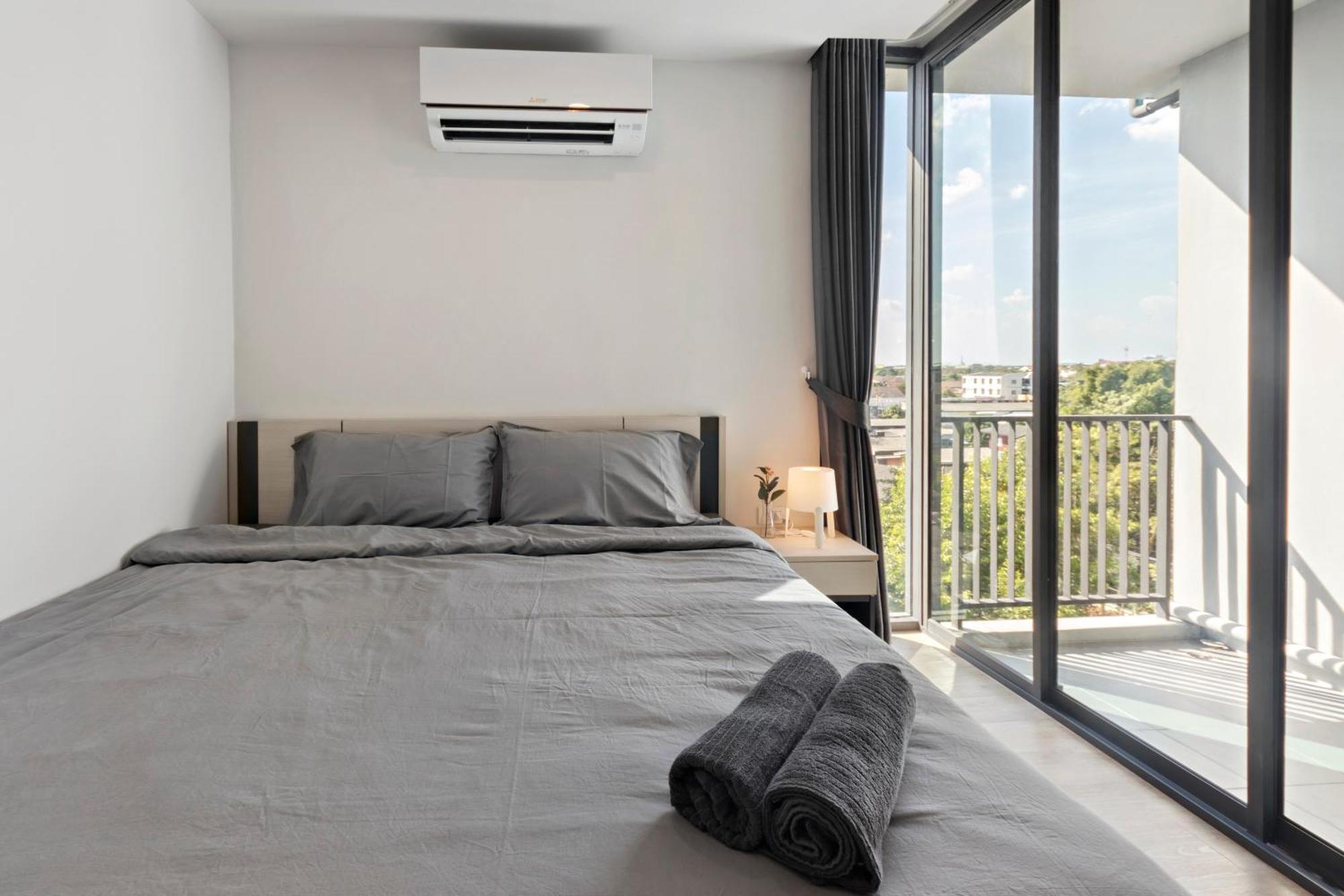 Nidhra นิทรา Apartment Ban Lat Krachaeng Exterior photo